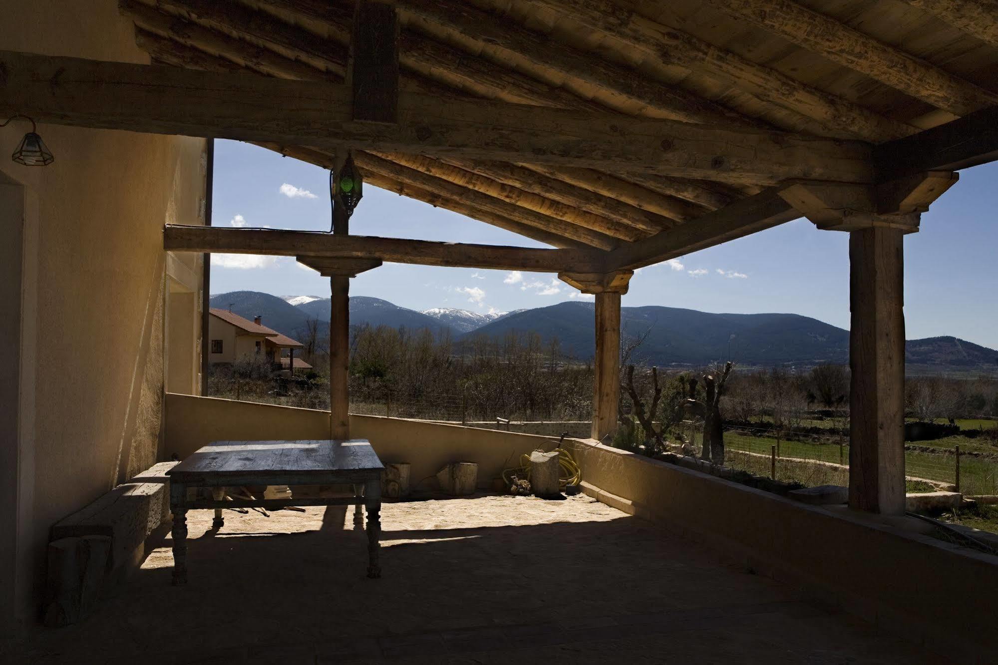 Hotel Rural La Data Gallegos Exterior photo